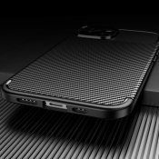 Skal med karbonfiber utseende till iPhone 14